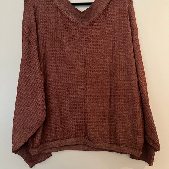 We the Free (Free People) oversized fit thermal henley rust red L - Picture 14 of 16